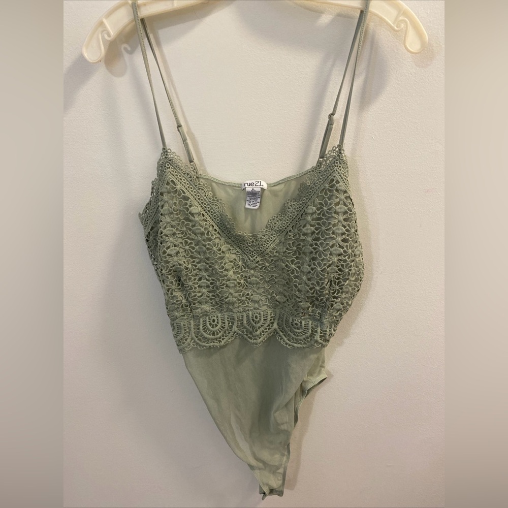 Rue 21 Light Green Lace Body Suit XL
